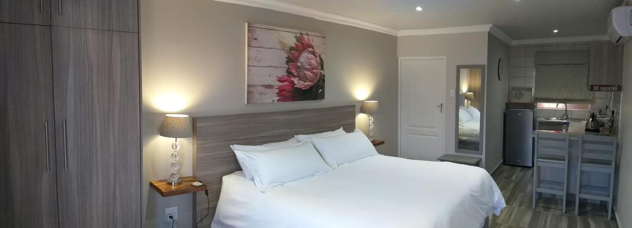 Schnehage Self Catering Lägenhet Bloemfontein Exteriör bild