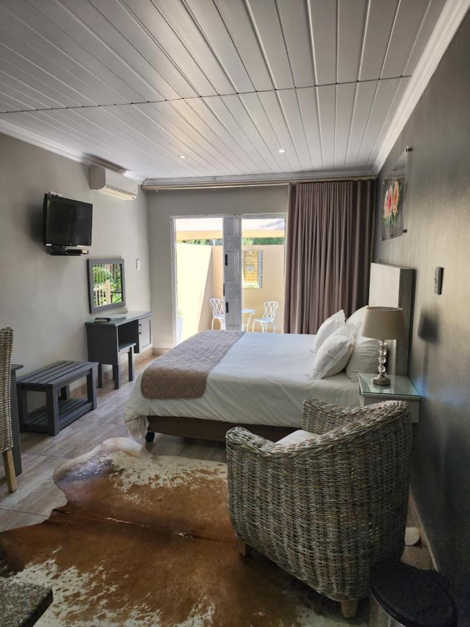 Schnehage Self Catering Lägenhet Bloemfontein Exteriör bild
